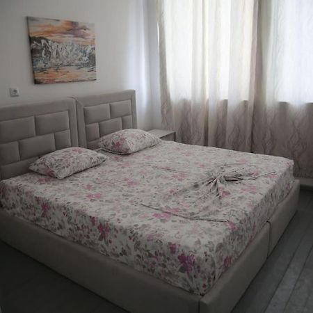 Cityscape Saranda Exterior photo